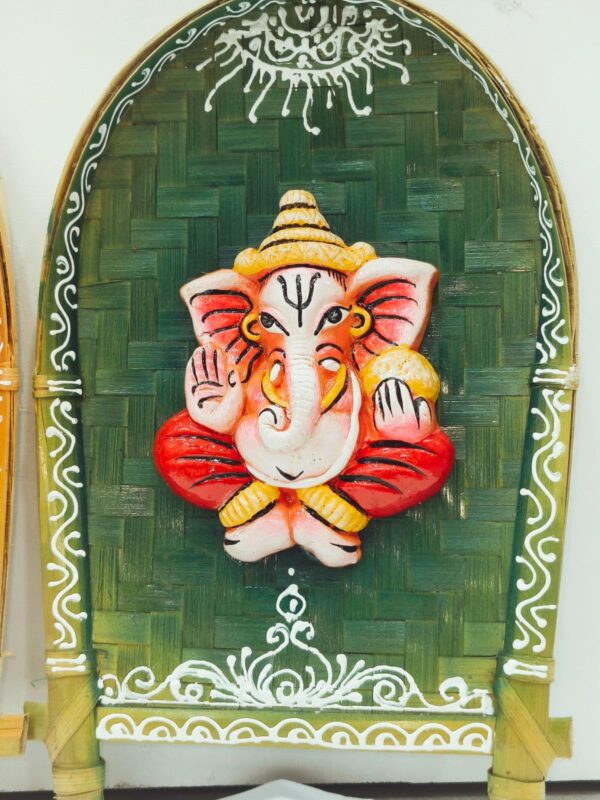 Frafty Kulo Ganesh Marram Soop Art Bamboo Tray